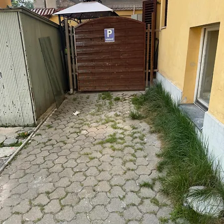 Beerpartment With Parking