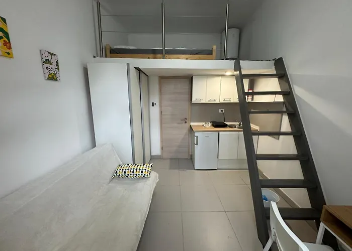 Beerpartment With Parking *